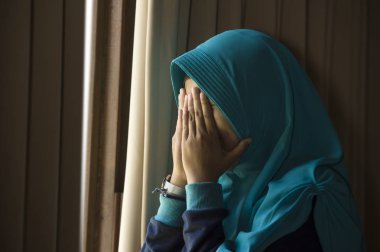 Tentang “Hari Sial”