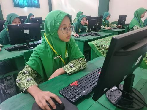 Galeri Ekstrakurikuler Desain Grafis